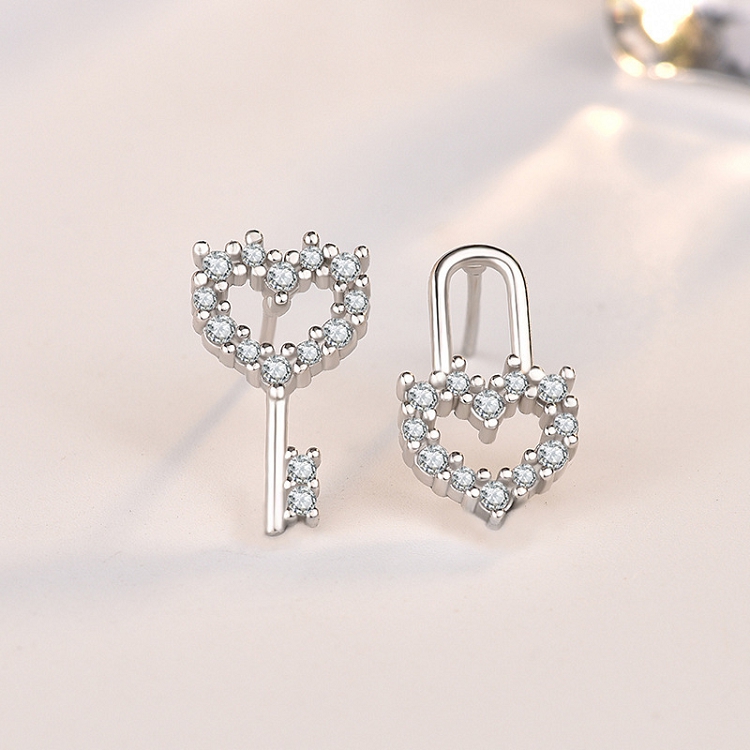 Asymmetric cold wind key lock earrings women wholesale